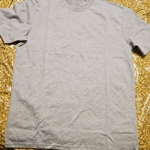 Amazon Essentials Light Gray Men's Short Sleeve Tee